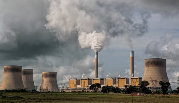 Al bando le centrali elettriche fossili entro 2030, se l’Ue intende centrare l'obiettivo low carbon
