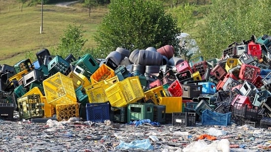 La Cassazione dichiara reato il trasporto e abbandono dei rifiuti senza autorizzazione